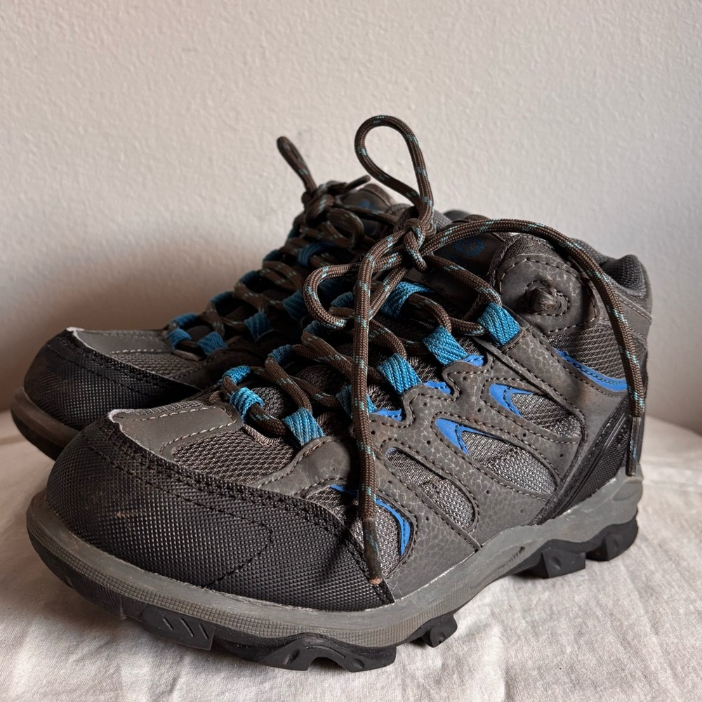 Outbound Youth Recess Mid-Cut Athletic Hiking Boots, Grey/Blue Size US 3